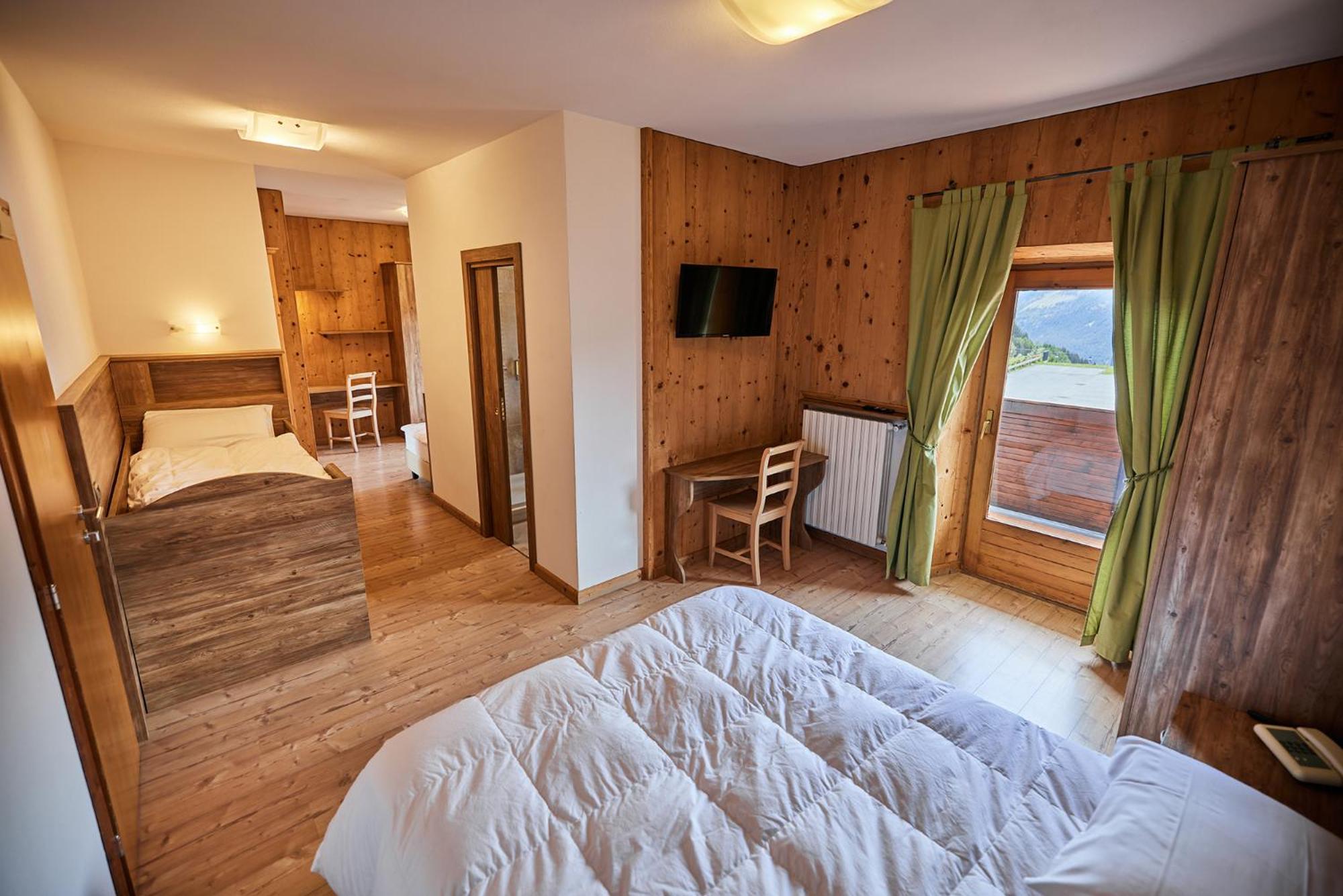 Hotel Vallechiara Бормио Экстерьер фото