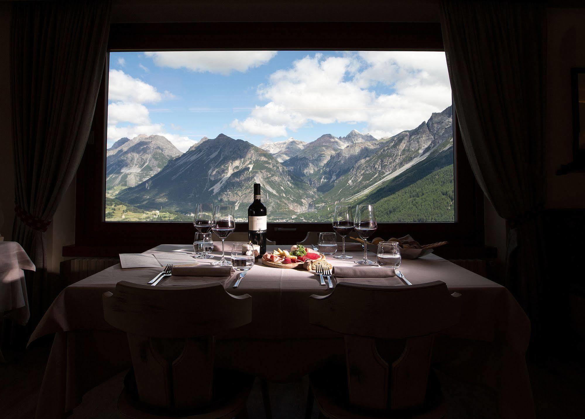 Hotel Vallechiara Бормио Экстерьер фото